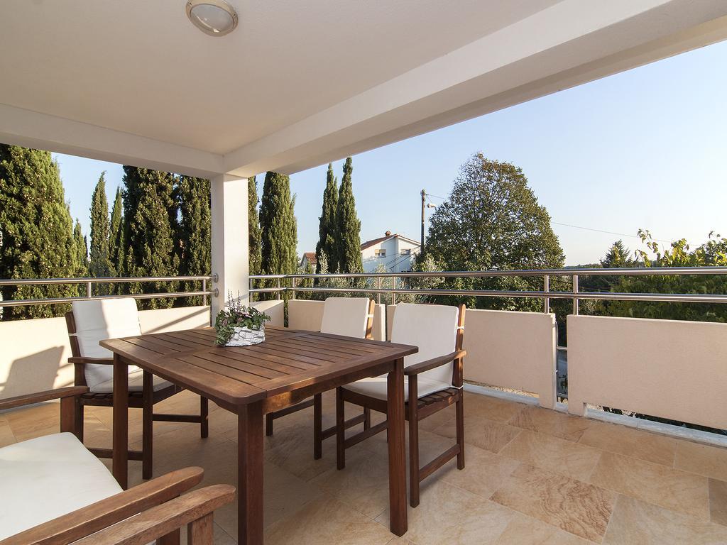 Apartments Ceja Near Sea Medulin Rum bild
