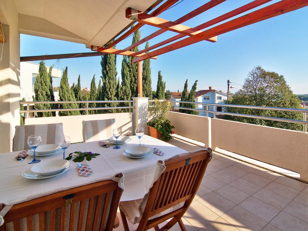 Apartments Ceja Near Sea Medulin Rum bild
