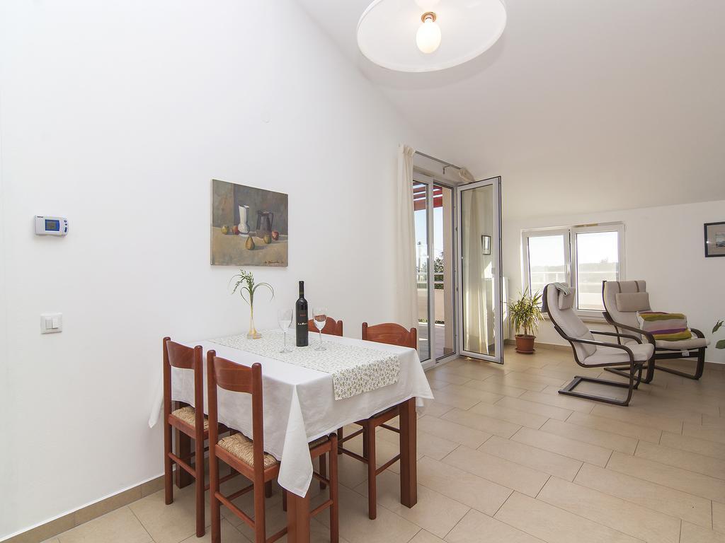 Apartments Ceja Near Sea Medulin Rum bild