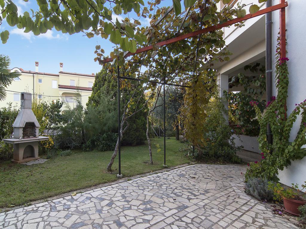 Apartments Ceja Near Sea Medulin Rum bild